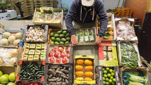 MARKET CONTRIBUTOR
About 1.3-million tonnes of fruit and vegetables a year are sold at the Joburg market, which yielded a R5.3-billion turnover for the 2014/15 financial year
