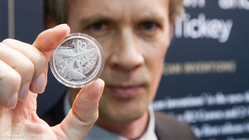 South African Mint’s new collectable coin showcases South African harbour innovation 