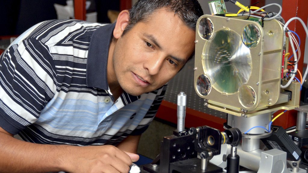 South African, Tunisian researchers display potential of light to increase bandwidth