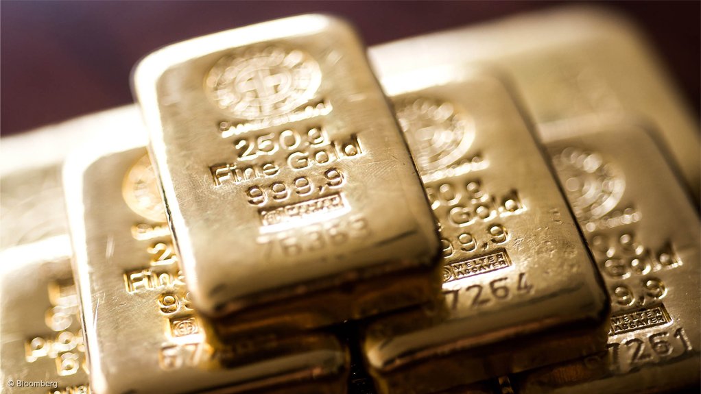 Gold rises most since 2008 crisis as investors seek Brexit haven