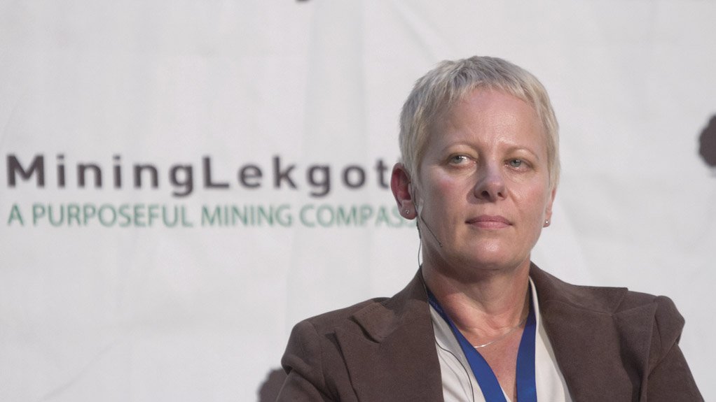 NOLEEN PAULS Over the past 20 years, women representation in the South African mining sector has grown from 7% in 1995 to 14% at the start of 2015