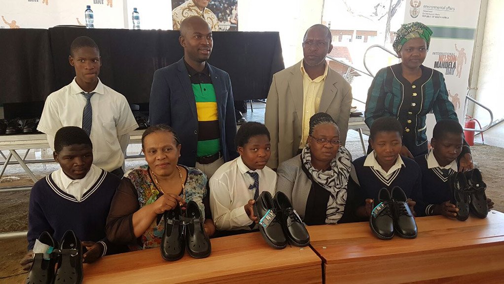 Deputy Minister Thomson Hands Over School Desks To Students From St Chad High School