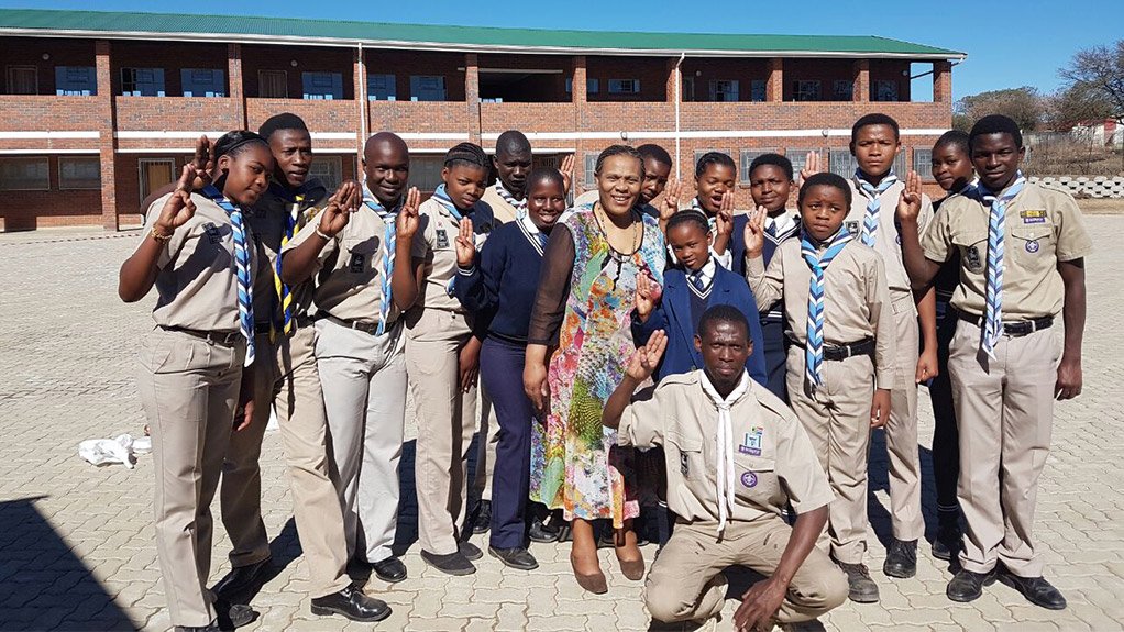 Deputy Minister Thomson Hands Over School Desks To Students From St Chad High School