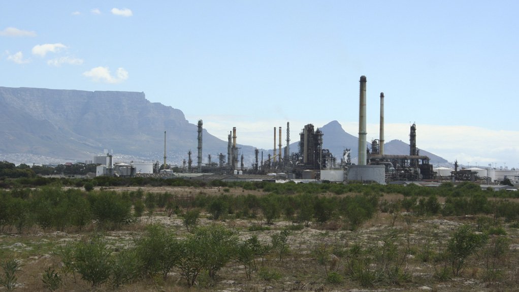 CHEVRON OIL REFINERY The refinery produces petrol, diesel, jet fuel, liquefied petroleum gas and other specialty products for South Africa