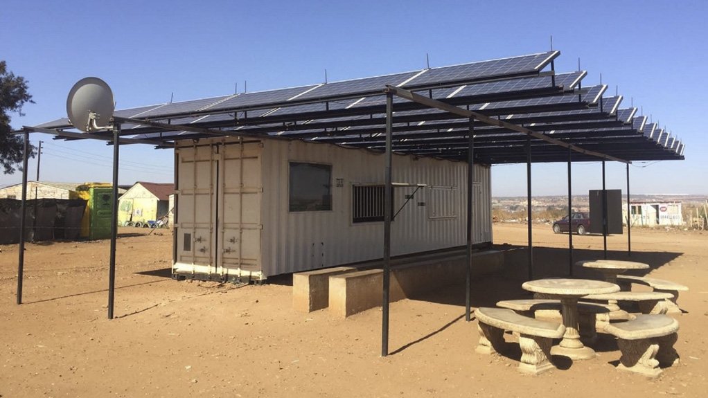 CONTAINERISED SOLUTIONS
ePower Holdings uses shipping containers as a battery recharging and swap centre to improve access to electricity for communities not yet electrified
