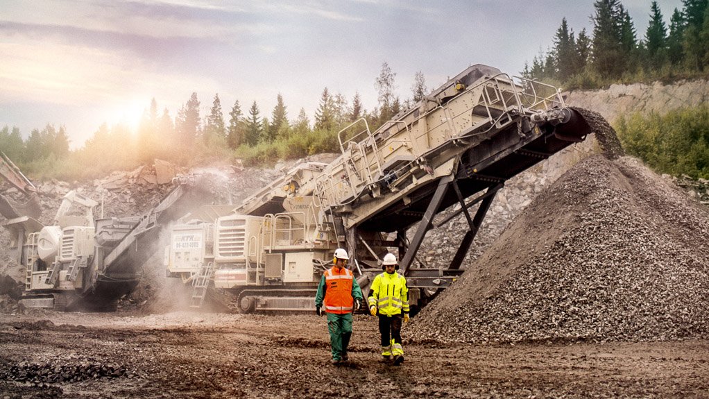 RELIABLE SOLUTION
The Lokotrack LT120 mobile jaw crushing plant features premium-quality Metso parts that ensure a reliable solution 

