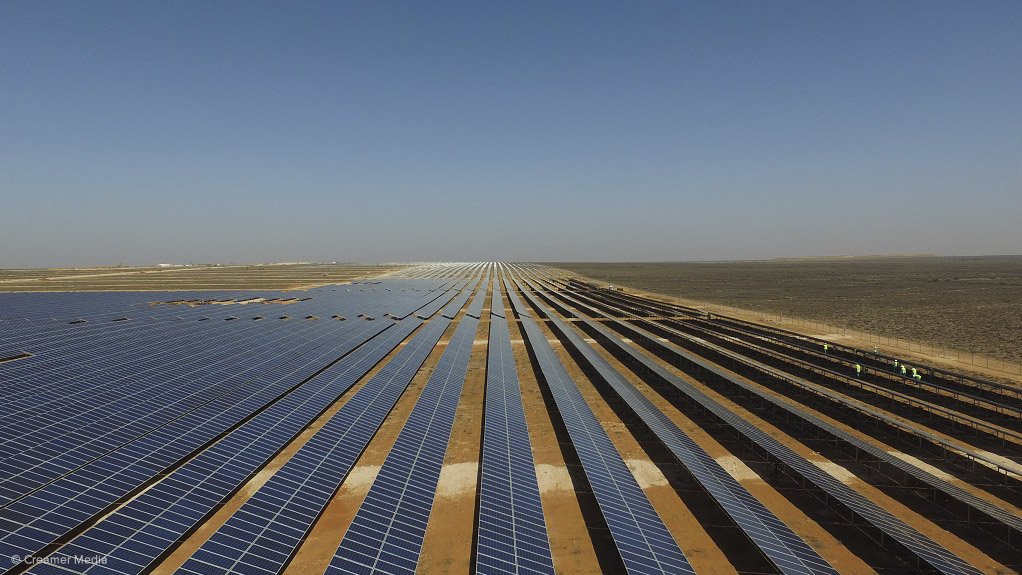 CROSS COUNTRY POWER
A solar photovoltaic plant in the Northern Cape could supply mines in the north of South Africa through electricity wheeling 
