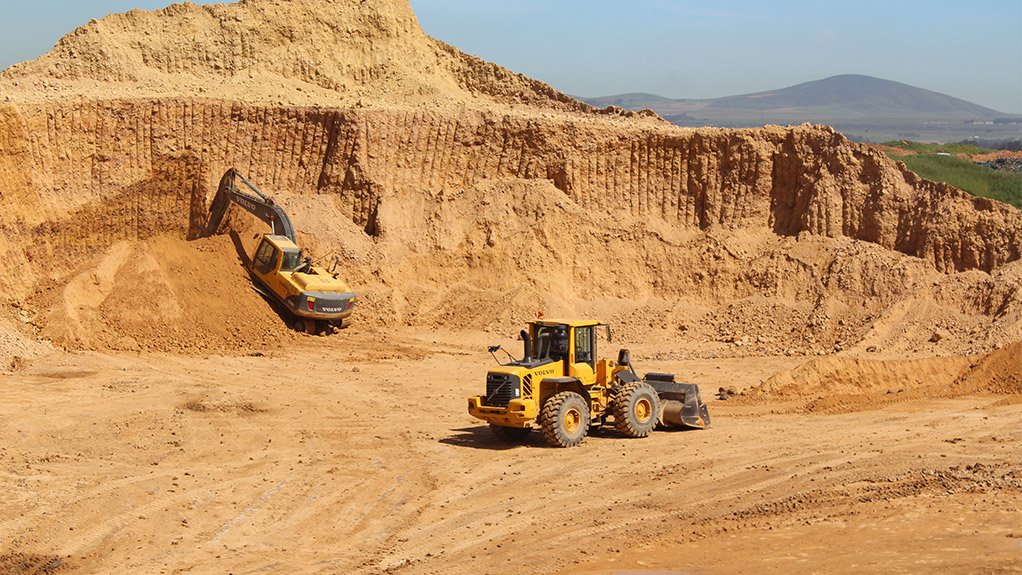 Leading brick producer replaces fleet with Volvo construction equipment