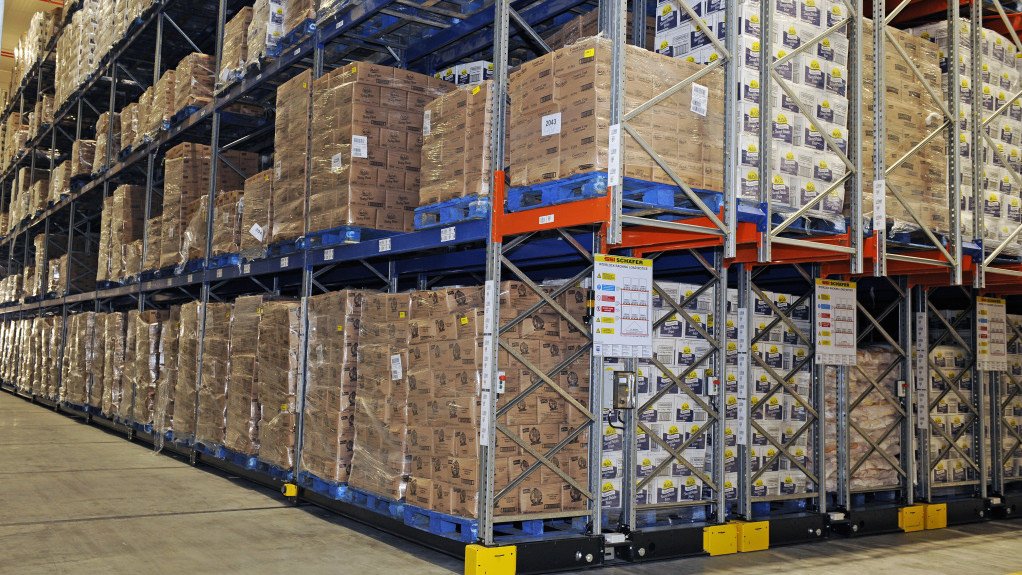 LARGEST COLD STORAGE FACILITY IN S.A
25 500 m2 warehouse developed at a cost of R160-million