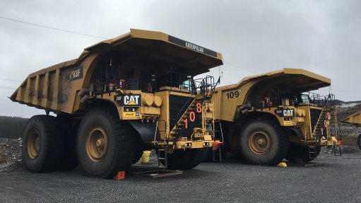 Caterpillar’s Q3 profit sags, casts dim outlook with lowered 2016 guidance