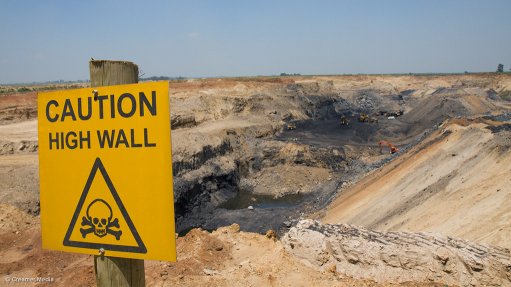 Universal starts opencast mining at New Clydesdale