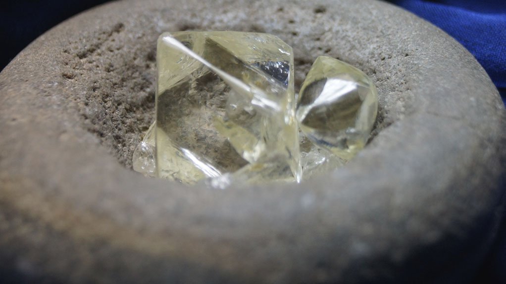 VALUABLE COMMODITY Riet river diamonds yield exceptional gemstone diamonds with prices averaging about $2 500/ct and grades ranging between 0.15 carats per hundred tonnes (cpht) and 0.35 cpht 