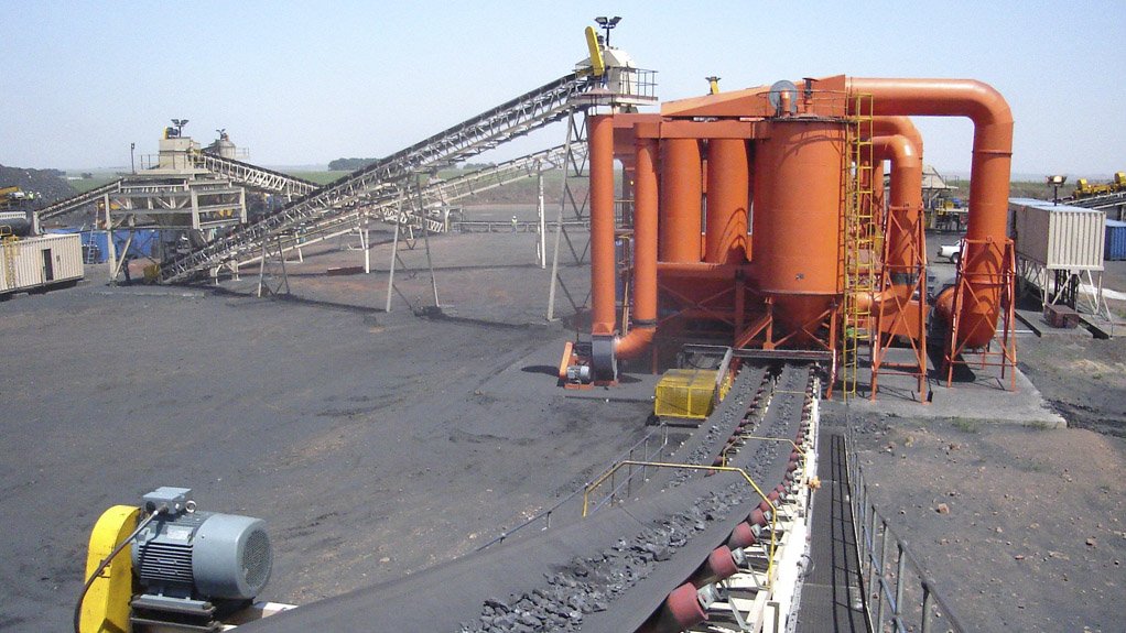 FGX DRY-PROCESSING UNIT A layer of coal is subjected to a high-frequency vibration to separate coal from stone