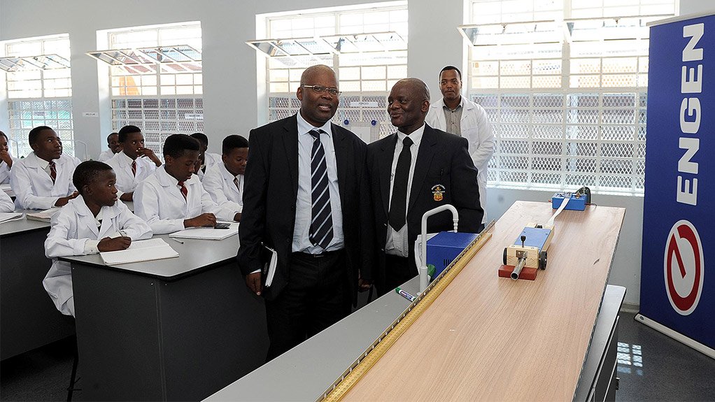 Manzomthombo Secondary School gets a facelift courtesy of Engen