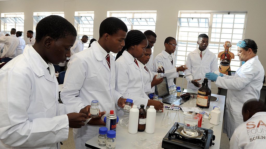 Manzomthombo Secondary School gets a facelift courtesy of Engen