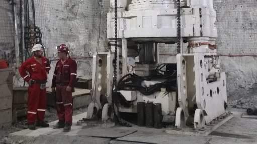 AFRICAN DEBUT
The Redbore 100 has met the Synclinorium vent shaft project’s target rates, with Redpath on track to meet the projected completion date in July