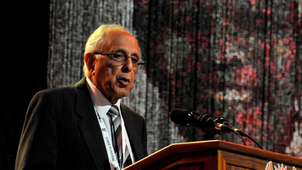 Anti-apartheid struggle stalwart Ahmed Kathrada