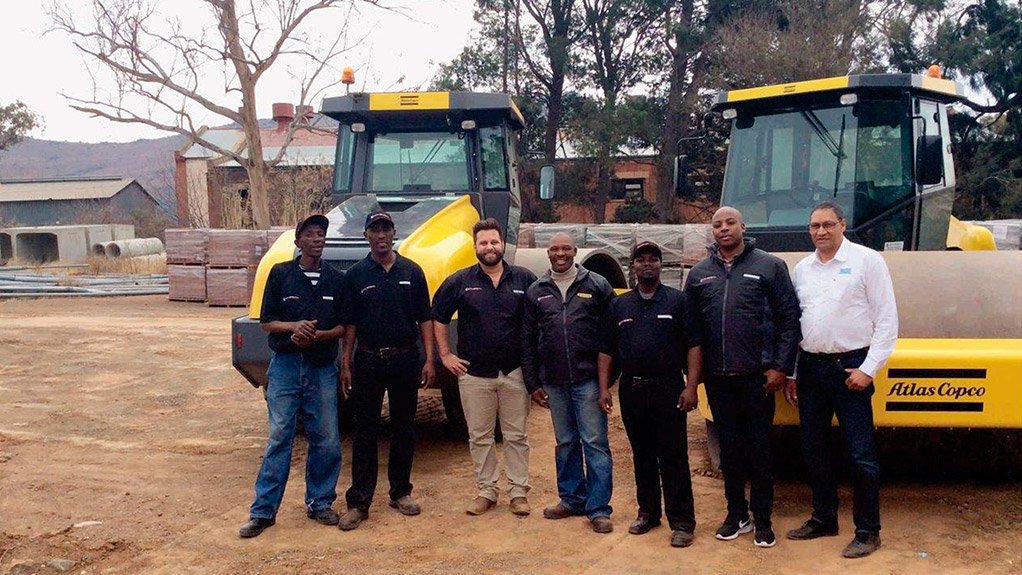 Dynapac quality secures Eastern Cape local municipality tender for distributor, Universal Equipment