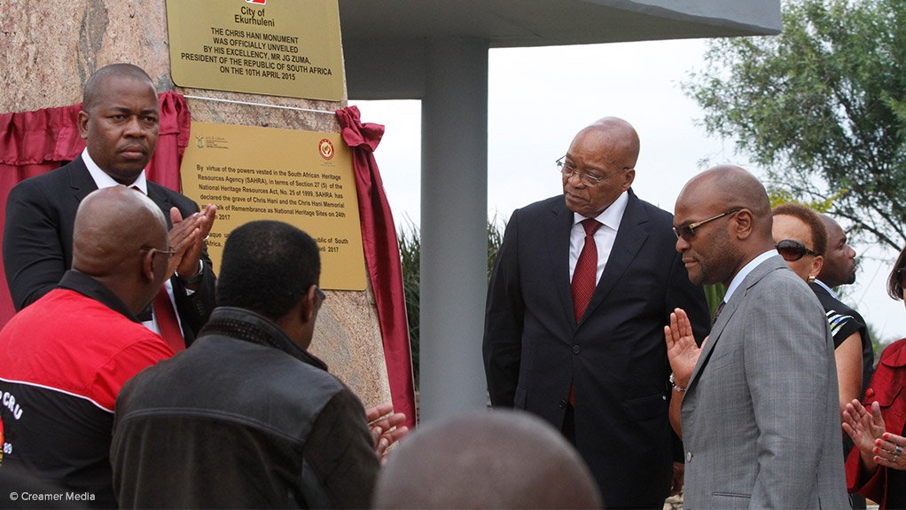 Jacob Zuma at Chris Hani's grave site