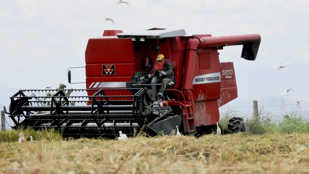 MAINTENANCE
Lincoln Lubrication ensures that its clients correctly maintain farming equipment
