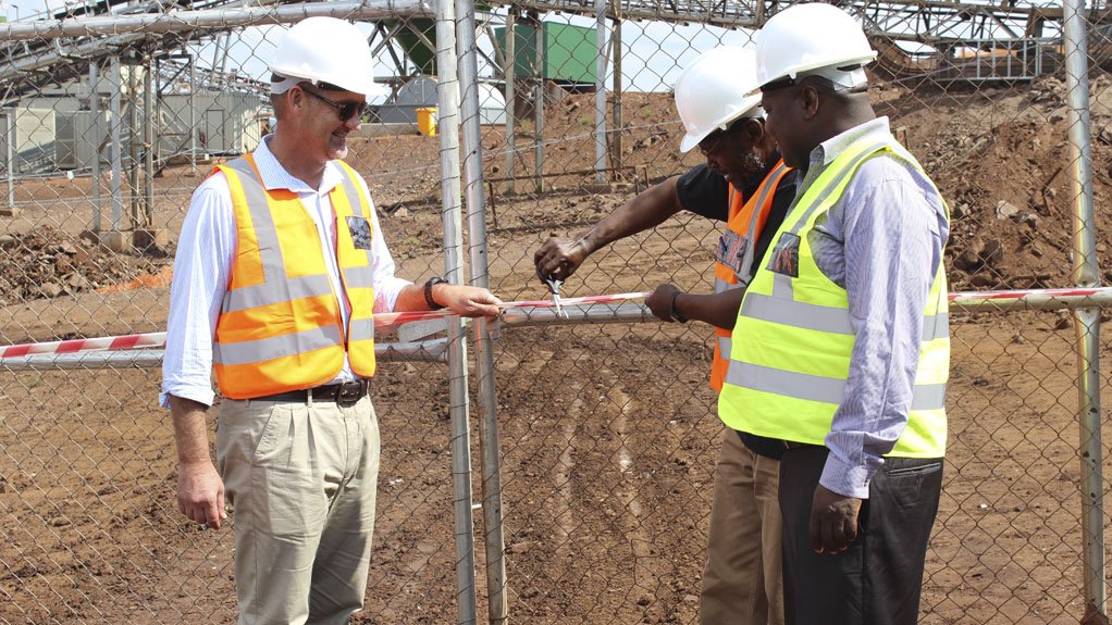 Wim de Klerk, Mathatha Tsedu and Matodzi Nesongozwi at official opening of Manngwe plant
