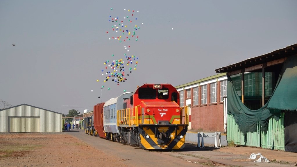 MINING APPLICABLE
The Trans Africa Locomotive is ideally suited for mined material logistics in Africa
