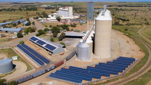 Senwes launches first silo PV system 