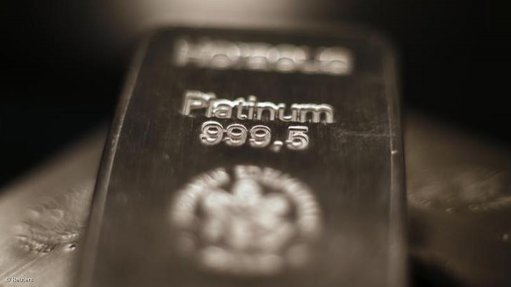Shorts pile into cash-strapped Lonmin as platinum flounders