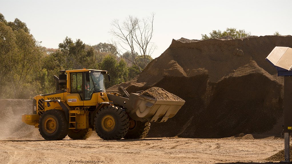 ENABLING EMPOWERMENT Ncamiso outsources at least 75% of its services to black-owned local businesses in such areas as earthmoving equipment, screening and crushing machines/plants