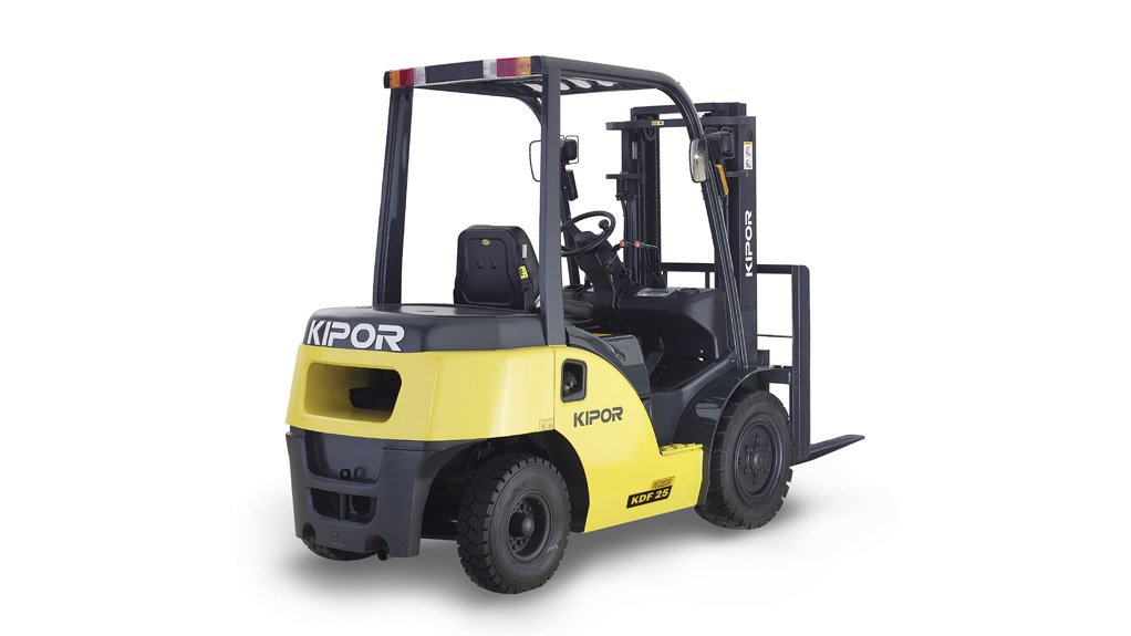 FIT FOR PURPOSE Kipor forklifts were supplied to Icon Bricks with additional filtration systems to protect the engines from fine dust particles 