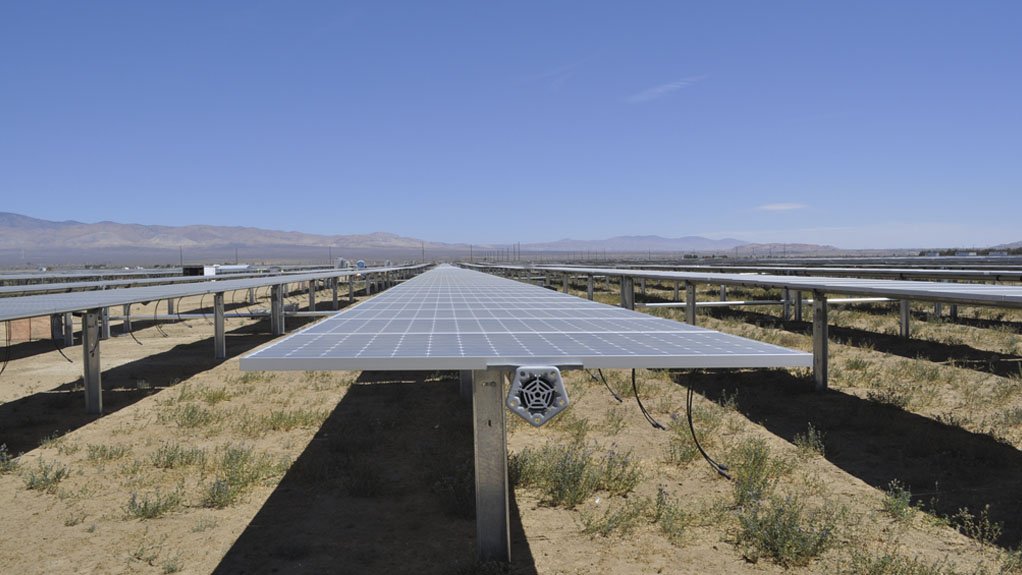 ZINC APPLICATIONS 
Zinc-coated steel has found a niche in solar parks, where remote locations preclude almost any maintenance 