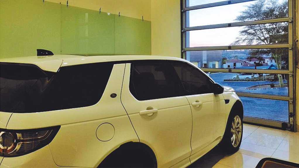 Premium doors for top-end vehicle marque showroom from Maxiflex