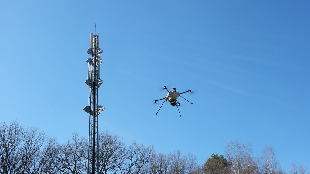 NEW APPRAOCH The Delta Drone Group is responsible for inspecting 563 cellphone towers in France this year