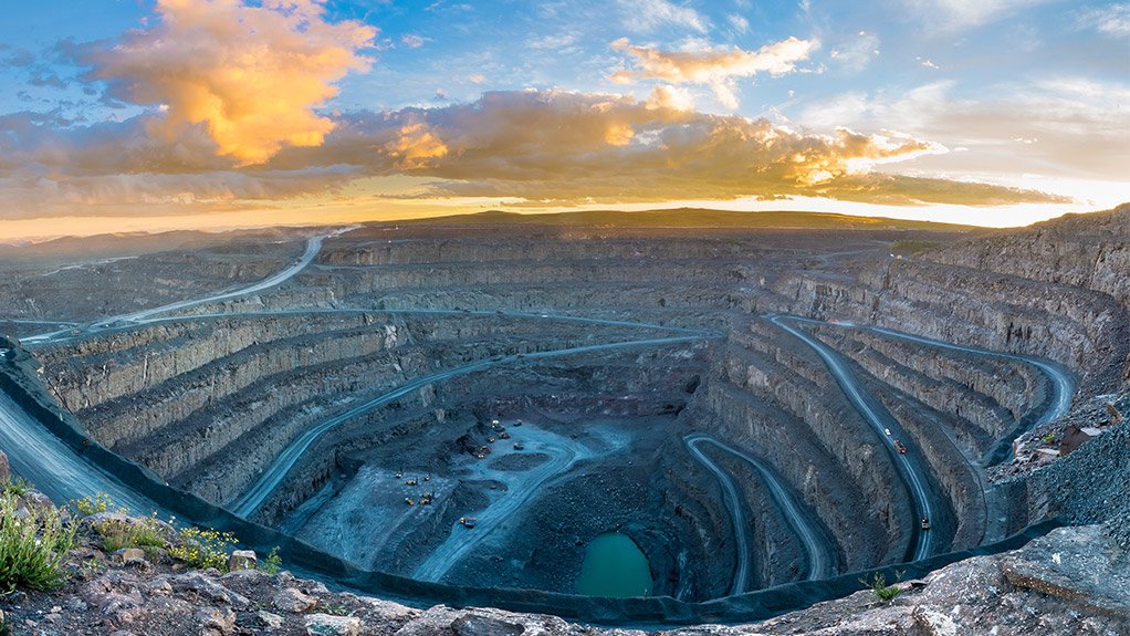 LETŠENG DIAMOND MINE The openpit diamond mine, in the Maluti Mountains of Lesotho, comprises two kimberlite pipes within 200 m of each other 