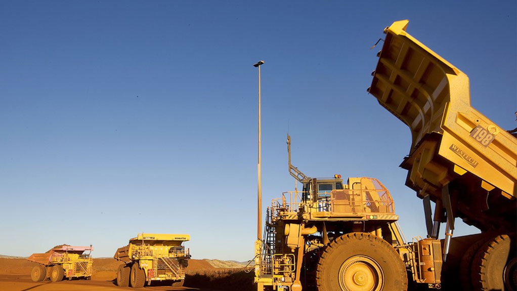 TECHNOLOGICAL REVOLUTION
The mining sector is investing in technological innovations, such as driverless trucks, to streamline equipment maintenance and prevent safety incidents
