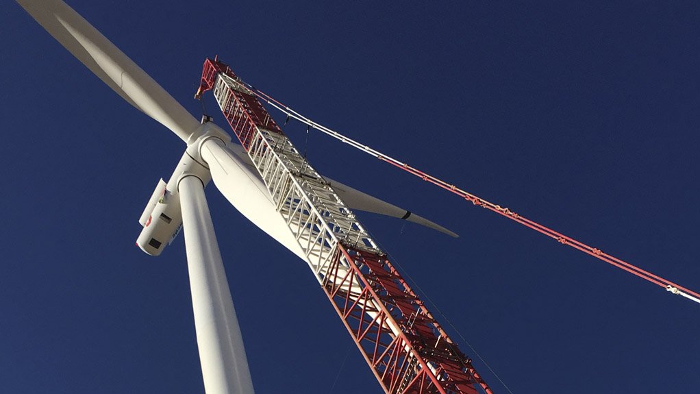 SOARING CONSTRUCTION
The 100-m-tall Siemens wind turbines, which allow for optimum energy production, take between one and three days to construct, assuming favourable weather
