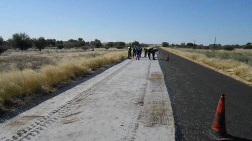 ROAD TO RECOVERY
Fibertex AM-2 has been introduced to road authorities in several developing African countries as a cost-effective solution to road rehabilitation 