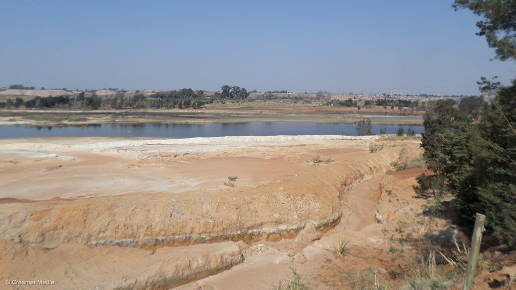 IDENTIFYING THREATS Risks posed by acid mine drainage include damage to the natural and built environment, including world heritage sites and the flooding of mines, thereby sterilising reserves 
