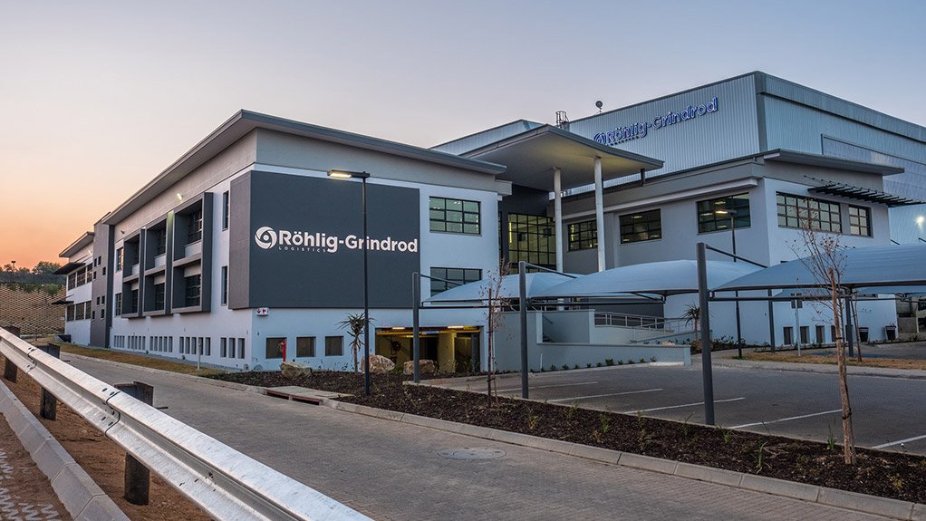 LET PORTFOLIO
Equites Property Fund has completed the 28 527 m2 distribution centre and head office for Röhlig-Grindrod, in Meadowview, which is being let on a ten-year lease
