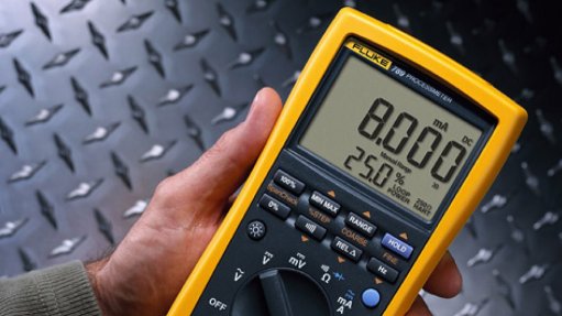 MULTIPURPOSE TOOL  The ProcessMeter comprises all the necessary tools for checking and recalibrating electronic valve positioners