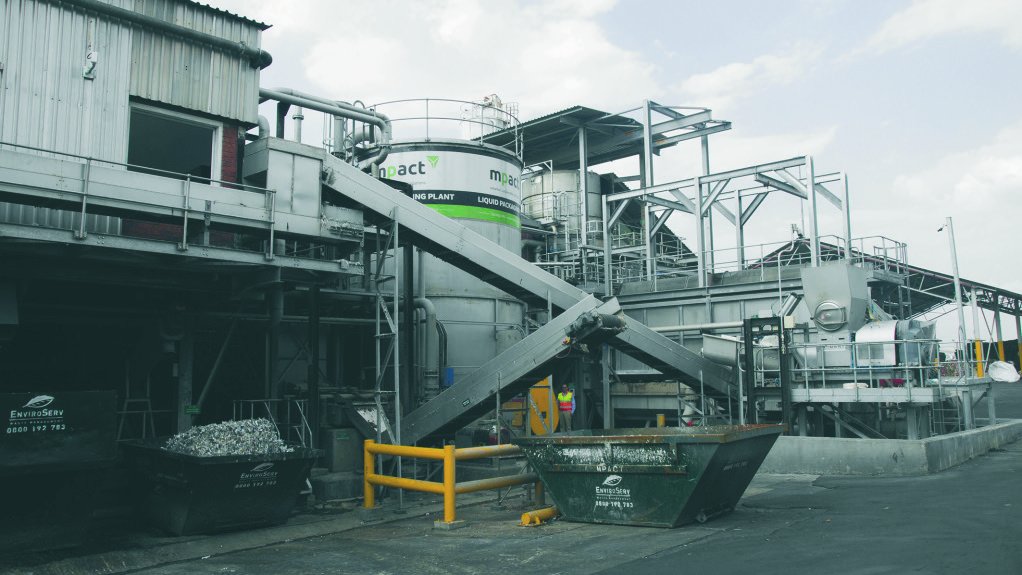 PURPOSE BUILT
The new liquid packaging recycling plant is purpose built to handle various forms of liquid packaging and wet-proof bags
