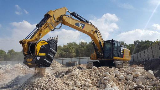 MB Crusher Turns Mobile Plants Into One-Machine Operation At Excon 2017