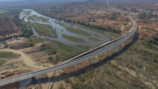 SIPHOFANENI BRIDGE
The Siphofaneni bridge and road project is going to be the standard for future infrastructure projects in Swaziland