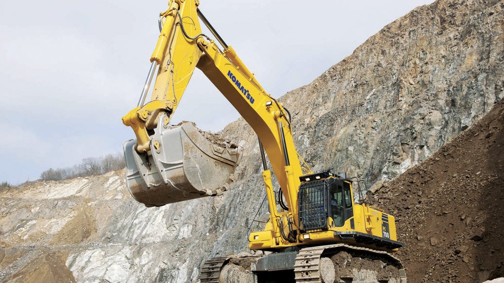 EXCAVATING INTEREST
The first two units of Komatsu’s PC700 excavator range to reach South African shores are already hard at work 
