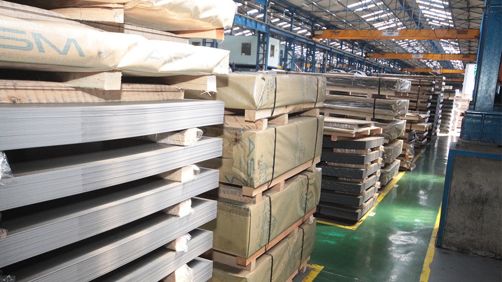 ALLIED STEELRODE STRETCHER MATERIAL
The material ensures that steel remains flat throughout the processing and fabrication process 
