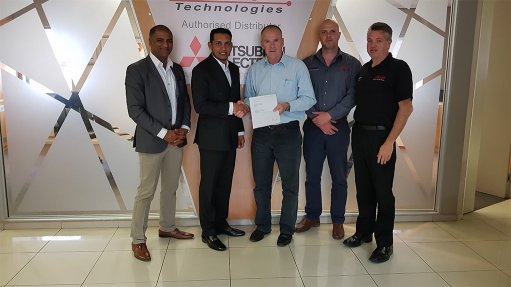 CHETAN GOSHALIA, RESHAAD SHA, DAVE WIBBERLEY, GRANT JOYCE, JOHAN NIEUWENHUIZEN
Adroit Technology recognises the Internet of Things as a rapidly growing local market which has resulted in its recent partnership with Internet of Things network provider SqwidNet
