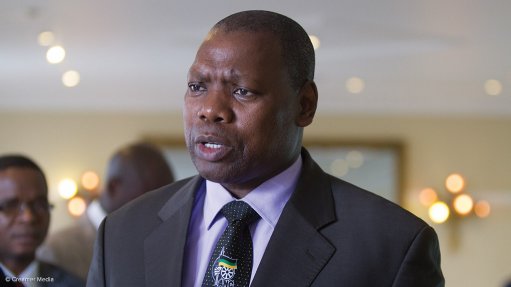 COGTA: Minister Zweli Mkhize urges citizens to register to vote during Voter Registration weekend