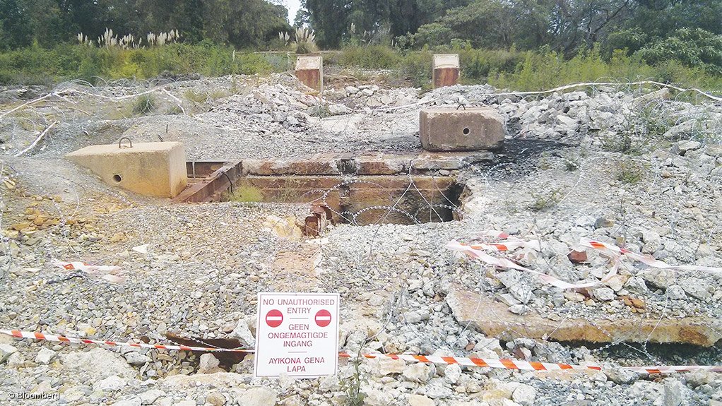 HOT SPOTSAlthough illegal mining often takes place at abandoned mines, it also occurs in many other cases in disused portions of operating mines