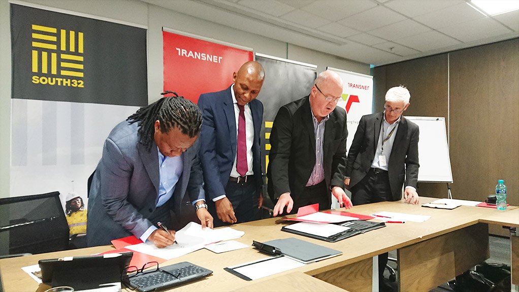 South32 South African manganese operations VP Lucas Msimanga, South32 commercial operations VP Kgabi Masia, Transnet new business chief officer Gert de Beer and Transnet commercial sales and marketing group executive Mike Fanucchi