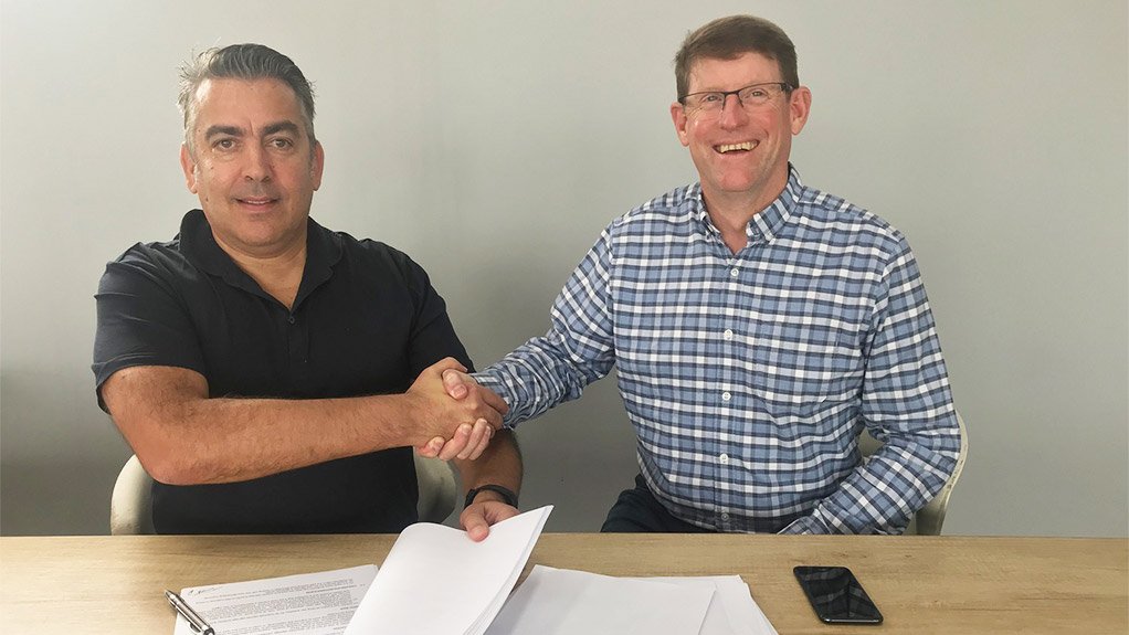 Romano Signs MD Alexi Romano signs merger with PSA MD Sean Rogers 